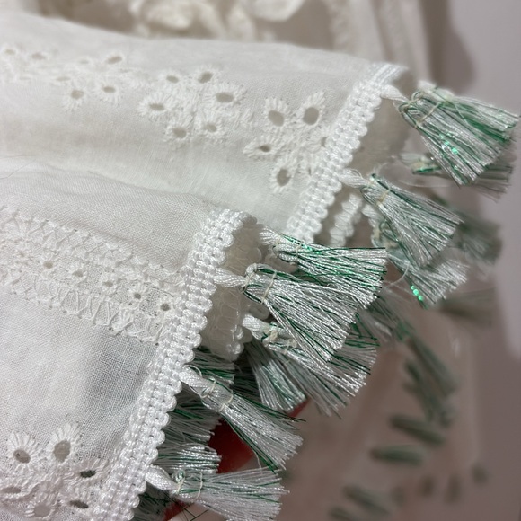 POL Elegant eyelet White summer Dress with tassels - Picture 8 of 9